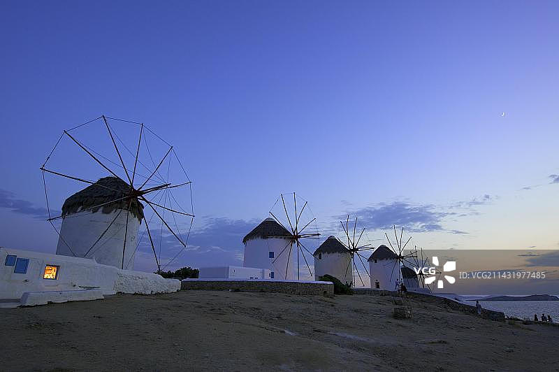 米科诺斯岛的风车，希腊图片素材