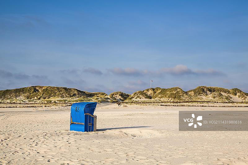 沙滩椅和沙丘，阿姆鲁姆，北弗里西亚群岛，德国，欧洲图片素材