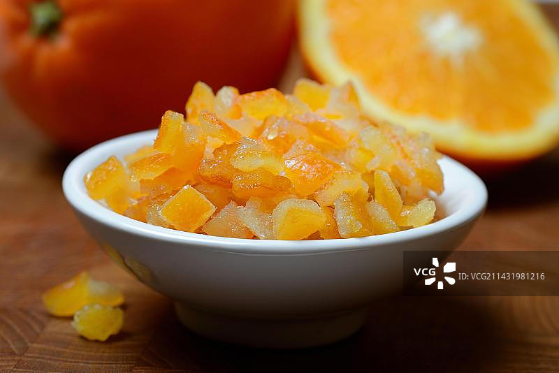 蜜饯橙皮、橙皮丁与橙子图片素材