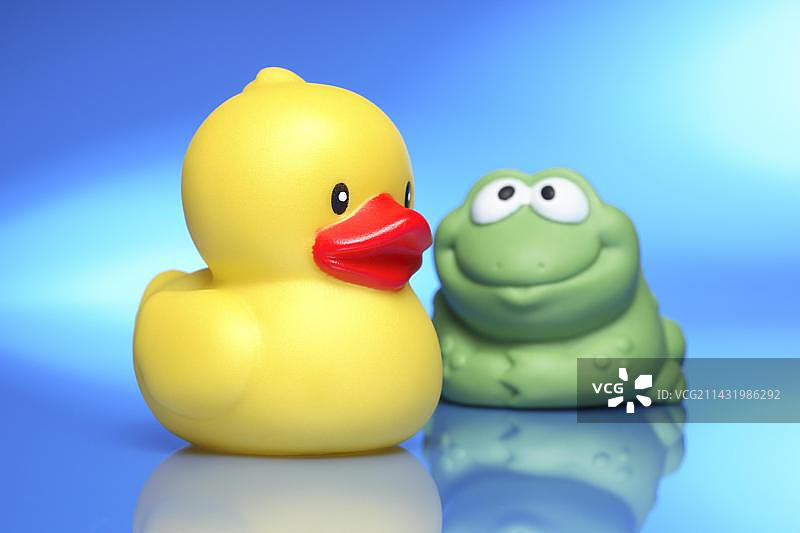 橡皮鸭和小青蛙图片素材