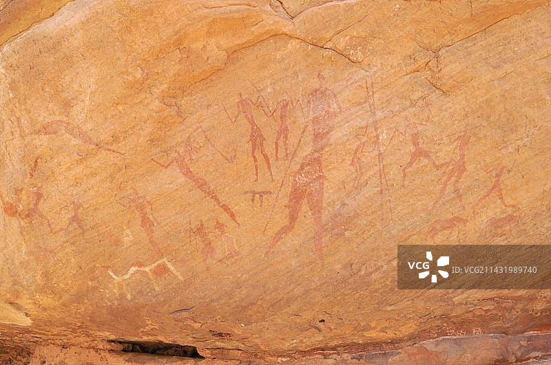 彩绘人物,阿卡库斯山脉的新石器时代岩画,塔德拉特阿卡库斯山脉,塔西利阿杰尔国家公园,联合国教科文组织世界遗产,阿尔及利亚,撒哈拉,北非,非洲图片素材