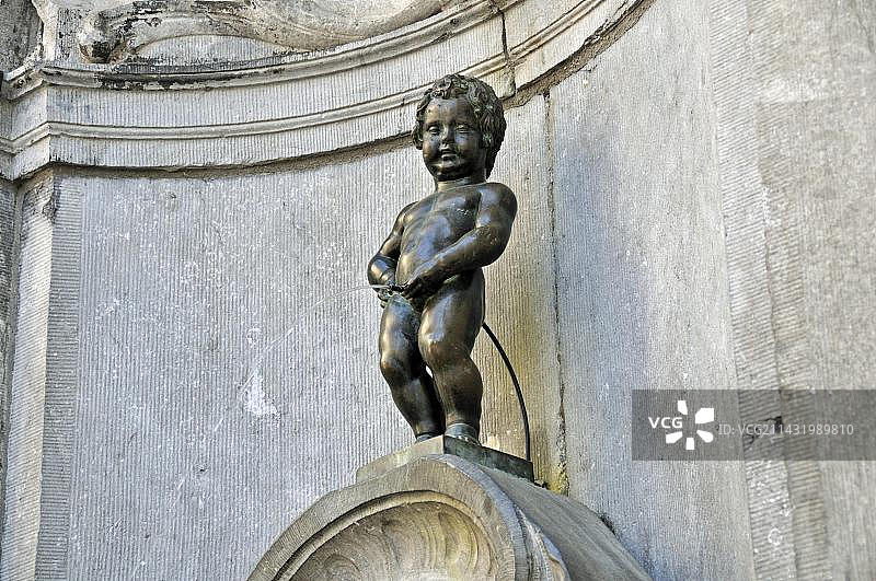 比利时首都布鲁塞尔的撒尿小童图片素材