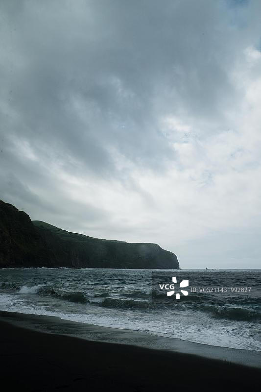 葡萄牙亚速尔群岛圣米格尔岛的岩石海岸图片素材