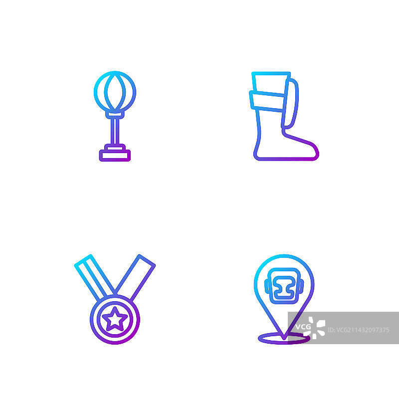 拳击头盔、奖牌和拳击沙袋图片素材