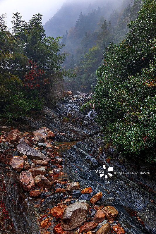 九龙瀑溪流图片素材