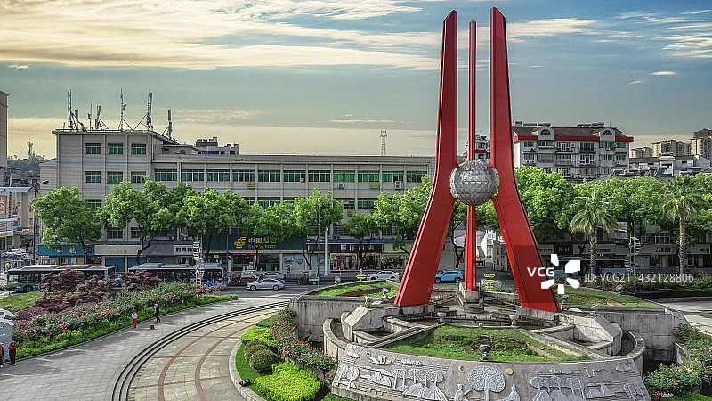 晶莹小城——湖北宜昌夷陵区小溪塔图片素材