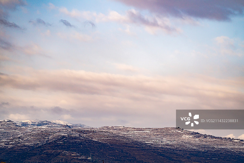 兰州市北侧大尖山雪景图片素材