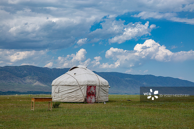 伊犁哈萨克毡房图片素材