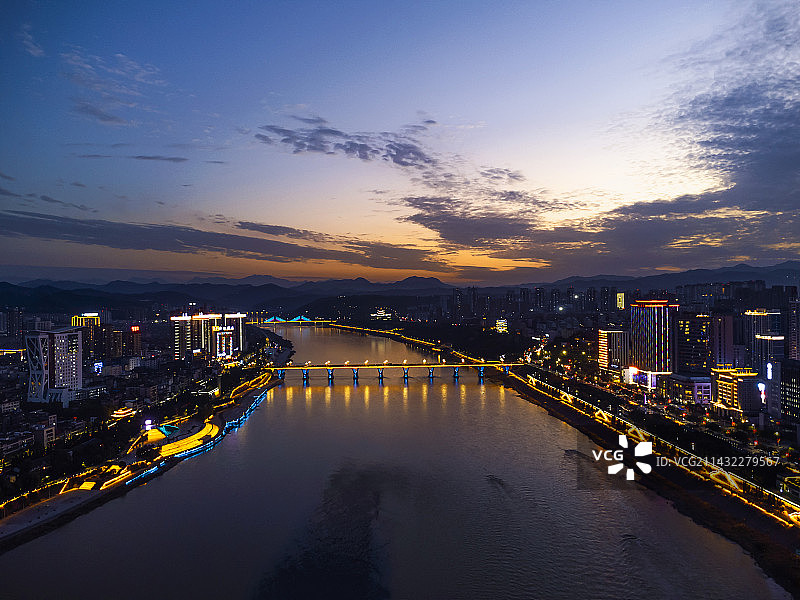 航拍城市夜景风光图片素材