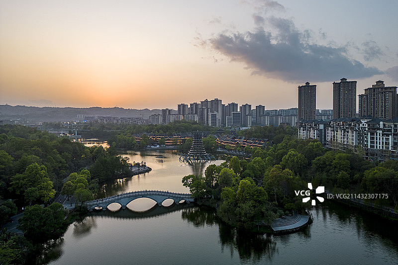 璧山区秀湖夕照图片素材