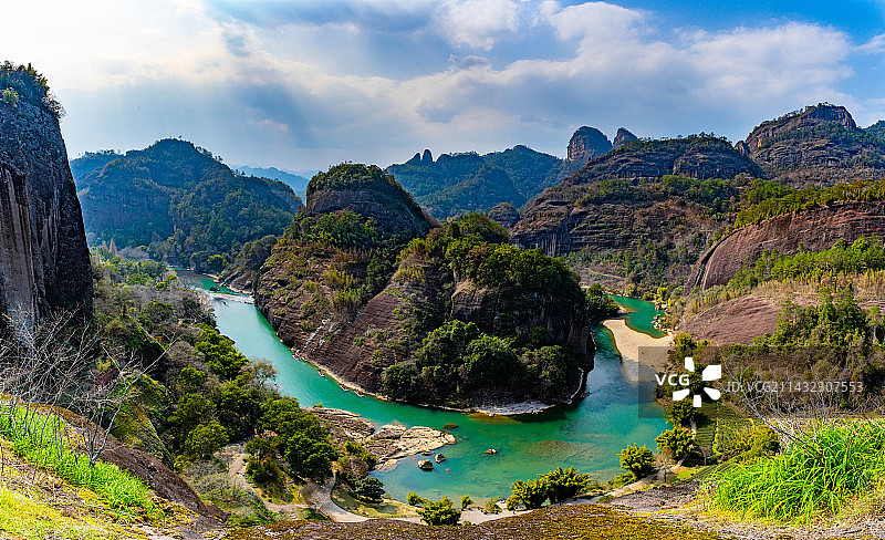 福建南平武夷山九曲溪与天游峰图片素材