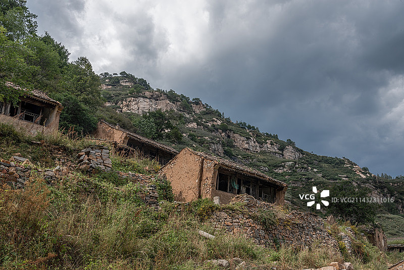 荒废的山村图片素材