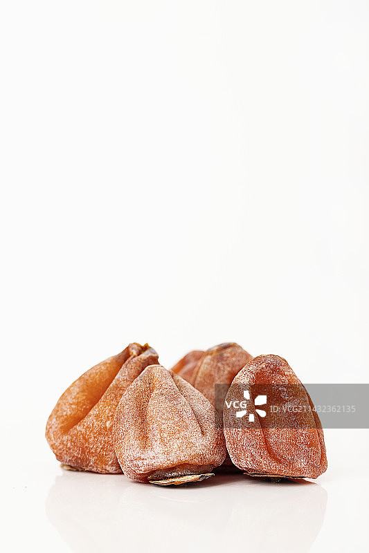 柿子饼柿子果干倒影白底图图片素材