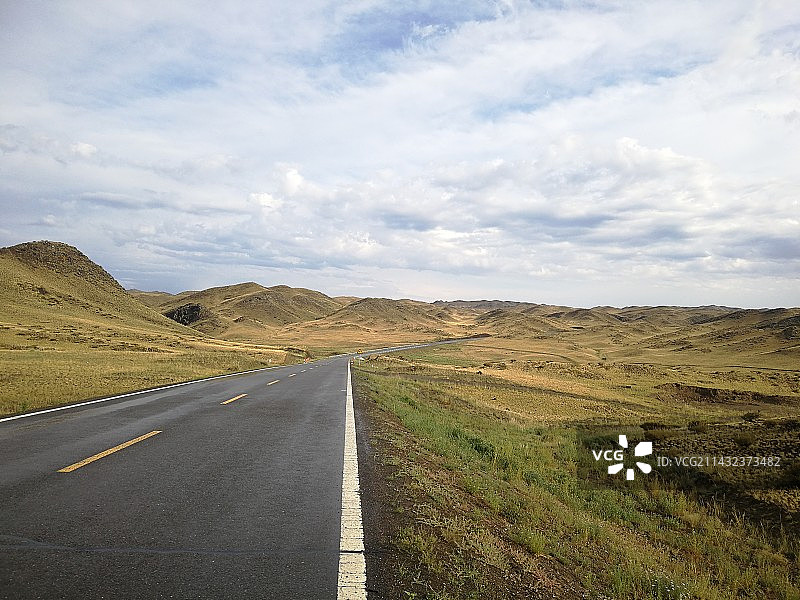 骑行塔城裕民县图片素材