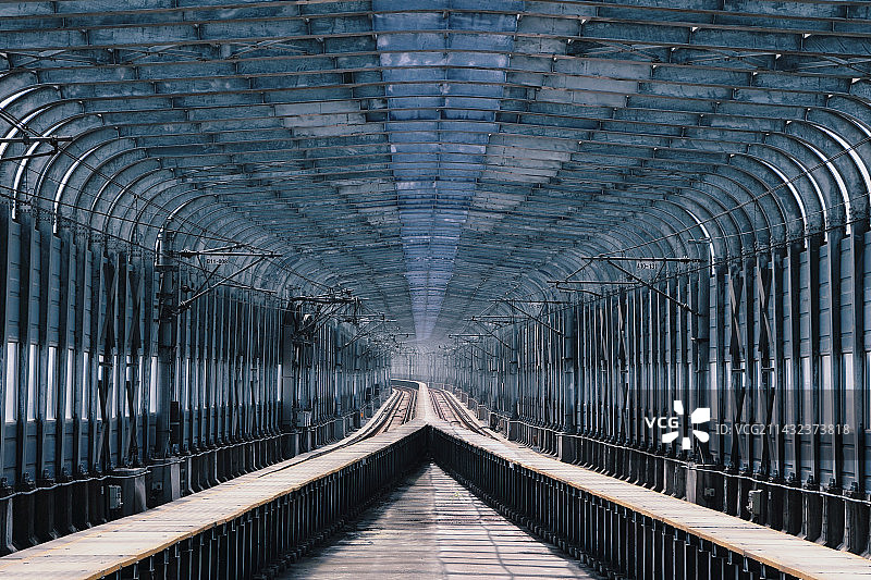 铁路轨道的高角度视图图片素材