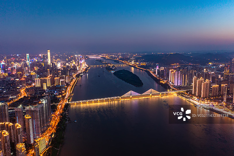 航拍长沙北辰三角洲城市夜景图片素材