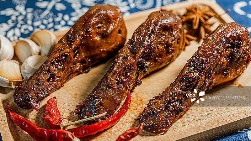 美味小吃麻辣鸭头图片素材