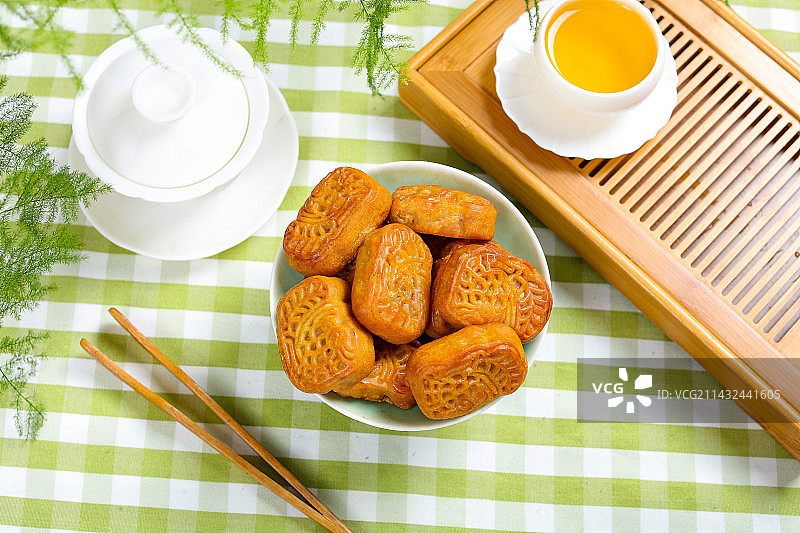 中式点心美食鸡仔饼图片素材