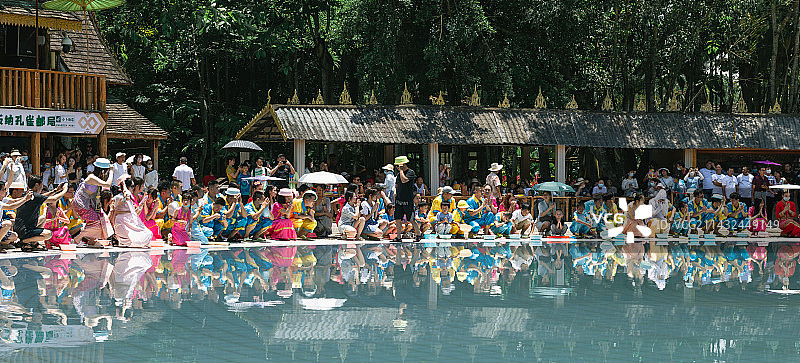 泼水广场图片素材