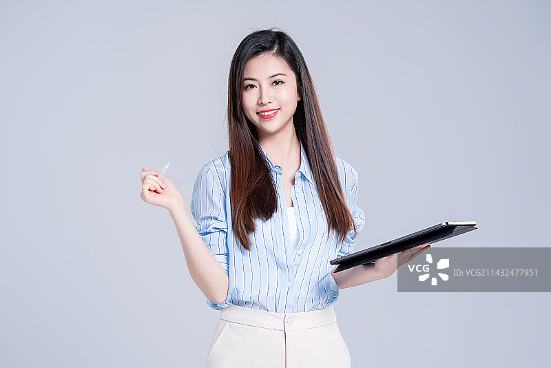 年轻漂亮的商务女白领图片素材