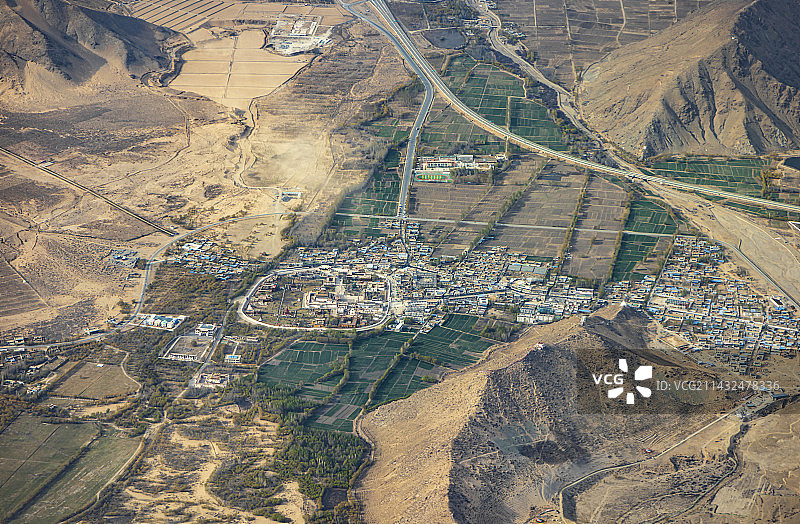 西藏桑耶寺航拍图片素材