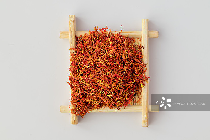 红花-中医中药材草药临床医药标本百科白背景俯拍合集图片素材