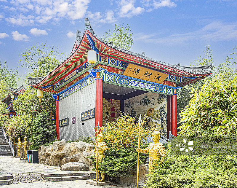 西安汤峪湖森林公园  龙泉寺图片素材