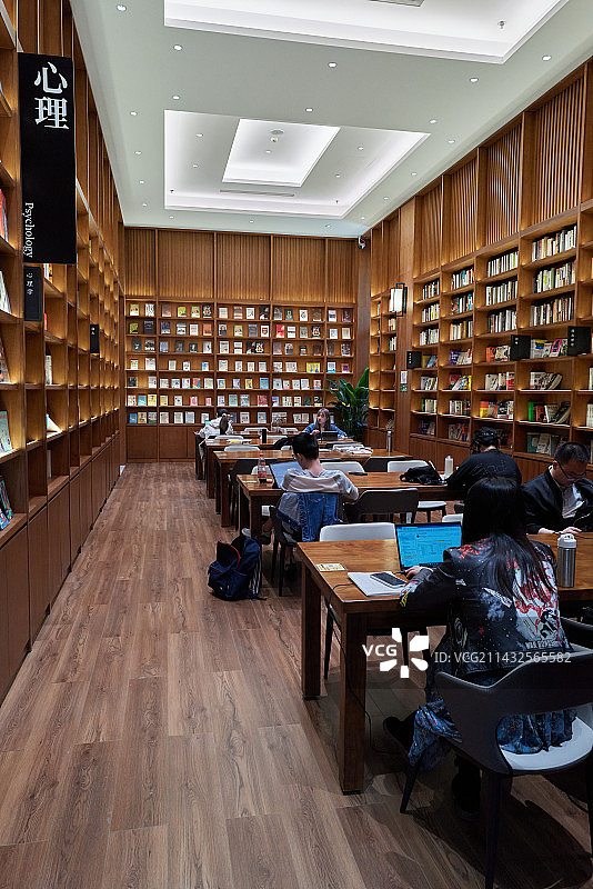 书店图书阅览室图书管图片素材
