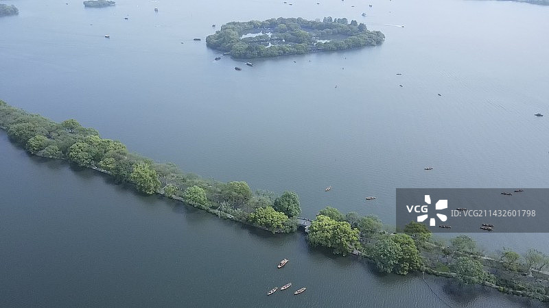 西湖苏堤高视角航拍图片素材