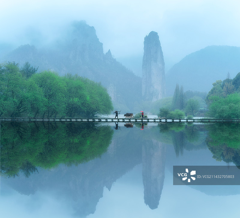 浙江丽水缙云县仙都风景区朱潭山景区图片素材