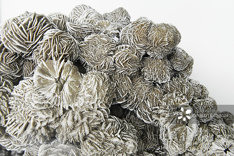 山东临沂平邑县天宇自然博物馆馆藏展品——沙漠玫瑰石图片素材