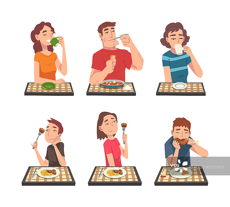 男女从盘子里吃美味的食物图片素材