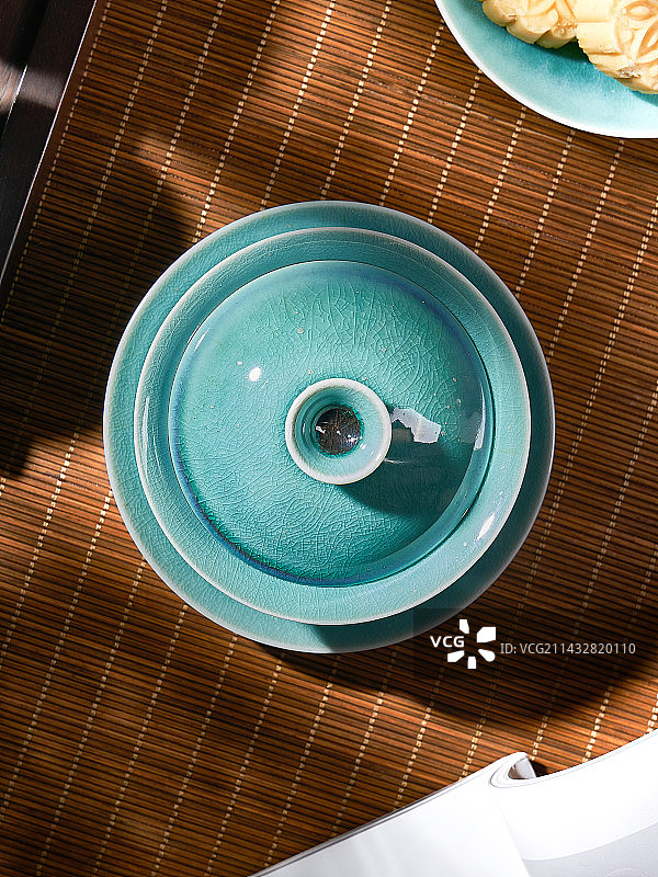 景德镇陶瓷高温窑变釉，高端瓷器白底图、场景图、细节图，茶叶罐、主人杯、盖碗(悠如陶艺)图片素材