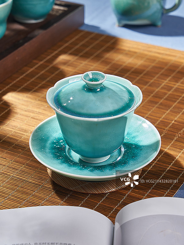 景德镇陶瓷高温窑变釉，高端瓷器白底图、场景图、细节图，茶叶罐、主人杯、盖碗(悠如陶艺)图片素材