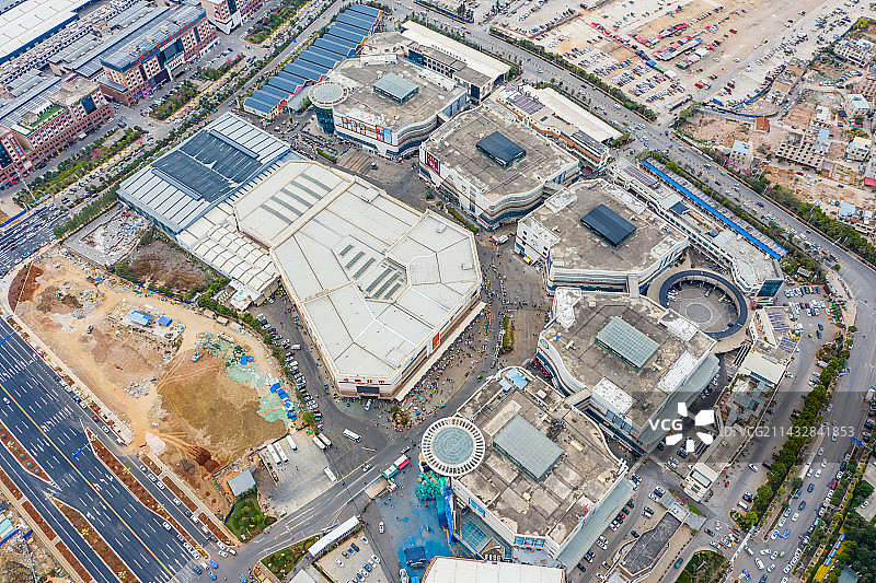 航拍云南昆明斗南花卉市场 昆明斗南花市 亚洲最大鲜切花交易市场 金斗南花都图片素材