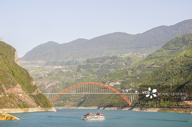 重庆巫山长江大桥风景图图片素材