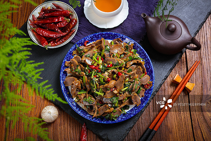 特色农家菜小炒鸡胗图片素材
