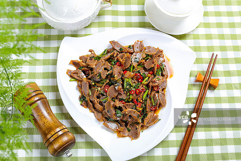 特色农家菜小炒鸡胗图片素材