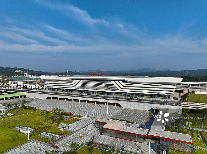 广东省河源市京港高铁赣深高铁河源东站航拍图片素材