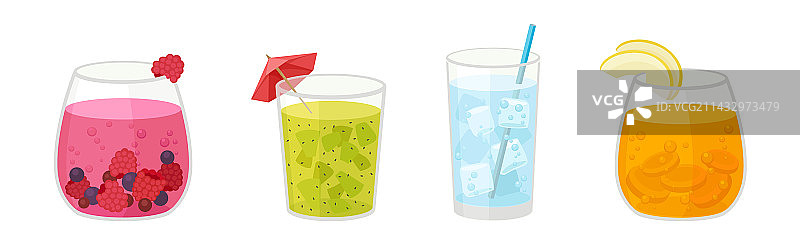 含冰块的清爽夏季鸡尾酒图片素材