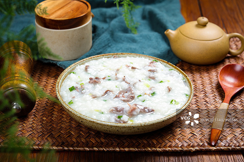 特色广东粥类美食猪心粥图片素材