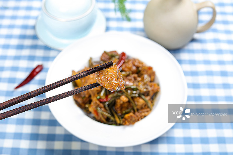 特色农家菜干豆角炒排骨图片素材