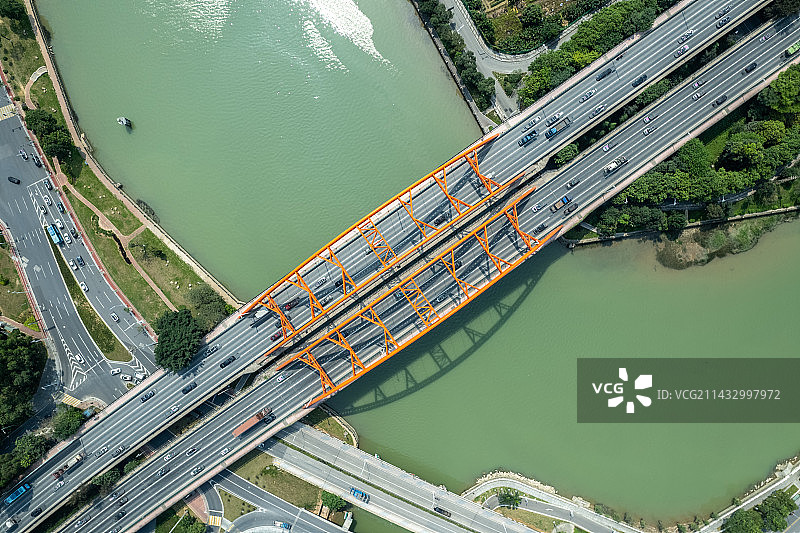 蛟龙出海，孤舟挺进图片素材