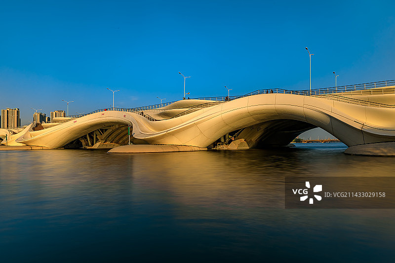 通州千荷泻露桥图片素材