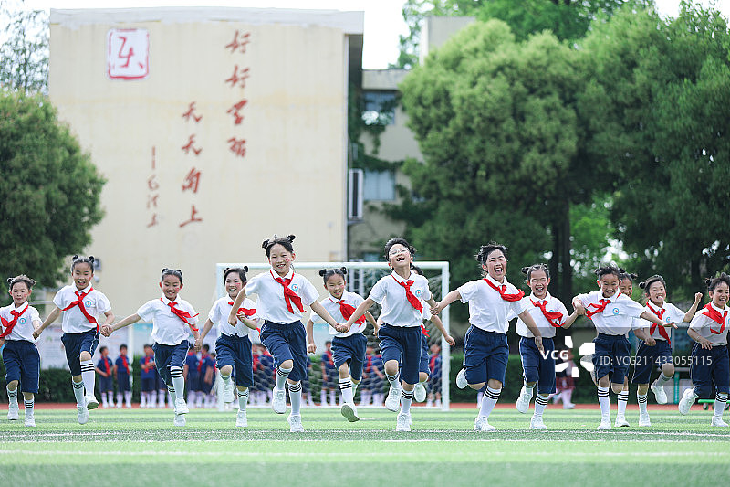 恰同学少年图片素材
