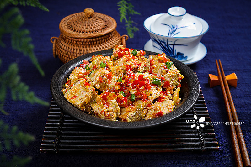 特色蒸菜美食辣椒蒸臭豆腐图片素材