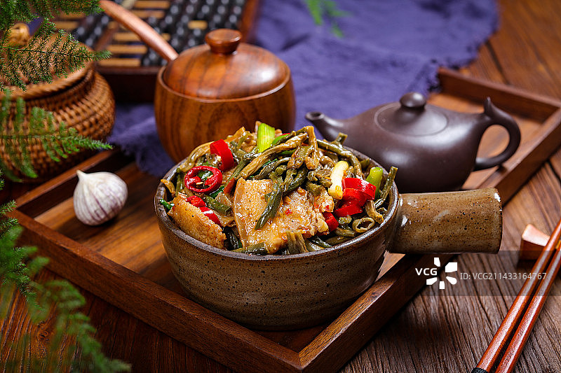 特色农家菜干豆角炒肉图片素材