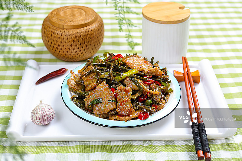 美味家常菜卜豆角炒回锅肉图片素材