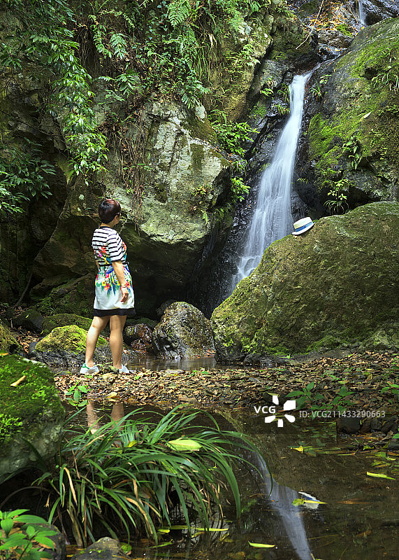 飞瀑魅影图片素材