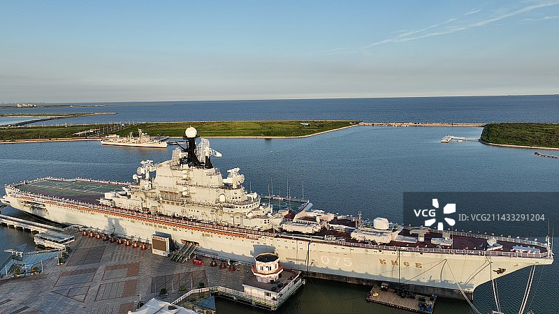 天津泰达航母主题公园航拍图片素材